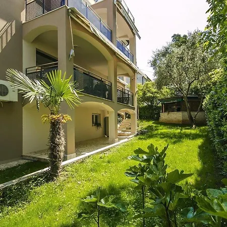 Apartman Mima Porec Exterior photo